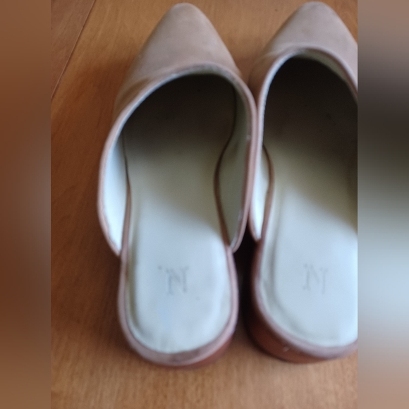 Nisolo Mariella Mule in Sand Size 8.5 - Picture 2 of 9